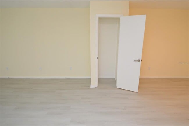 Building Photo - 10263 Gandy Blvd N