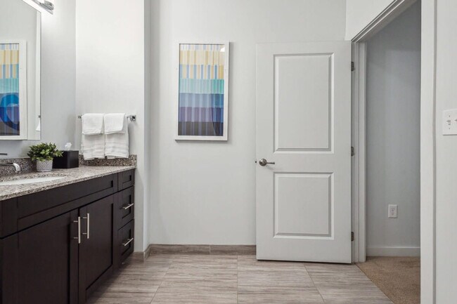 Building Photo - 111 State St