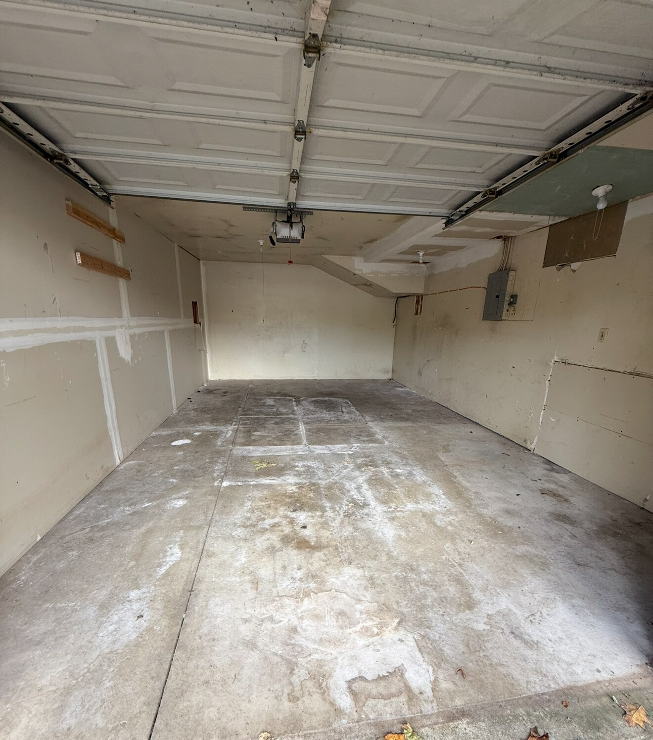 Building Photo - 297 High St