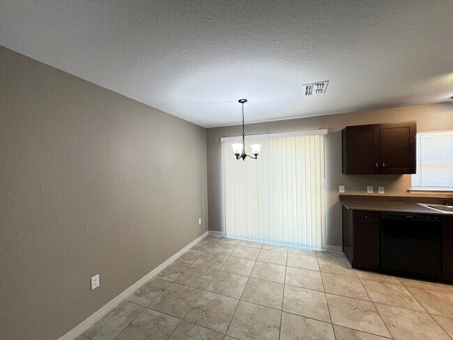 Building Photo - Beautiful 3 Bedroom, 2 Bathroom Home in Ocala!!