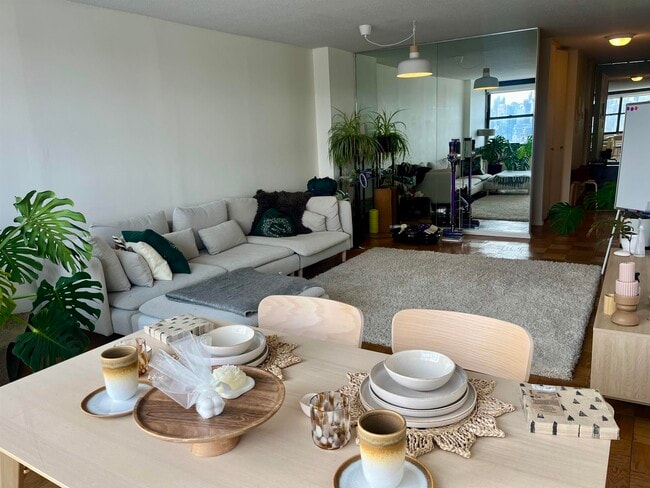 Building Photo - 7002 JFK Blvd E