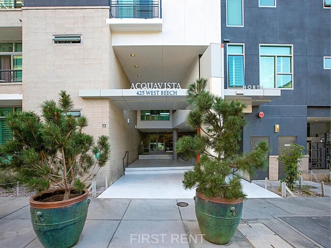Building Photo - 425 Beech St