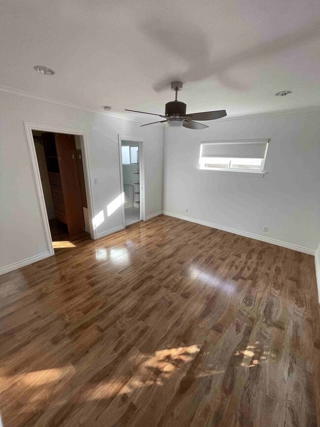 Building Photo - UPGRADED SMART HOME IN PRESTIGIOUS ENCINO VILLAGE!