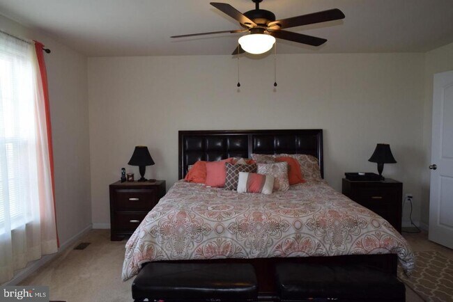 Building Photo - 1135 Carinoso Cir