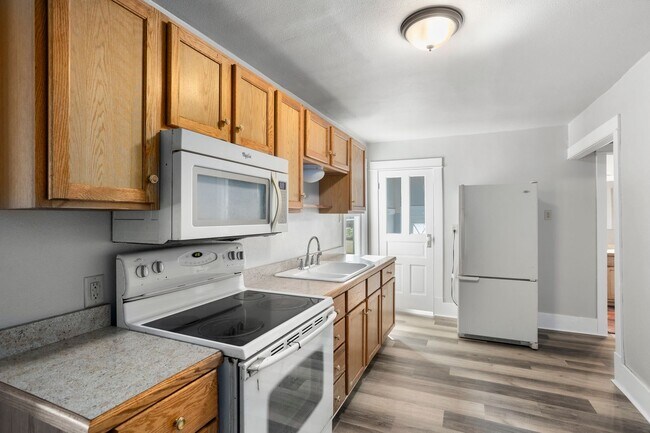 Building Photo - 1609 25th St