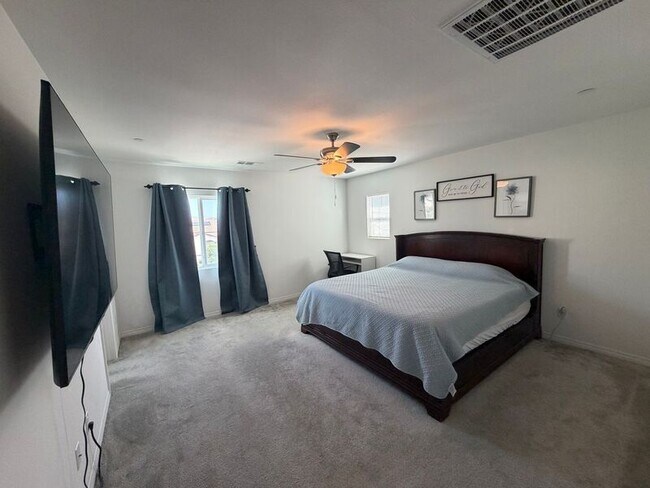 Building Photo - 36921 Basalt Ln