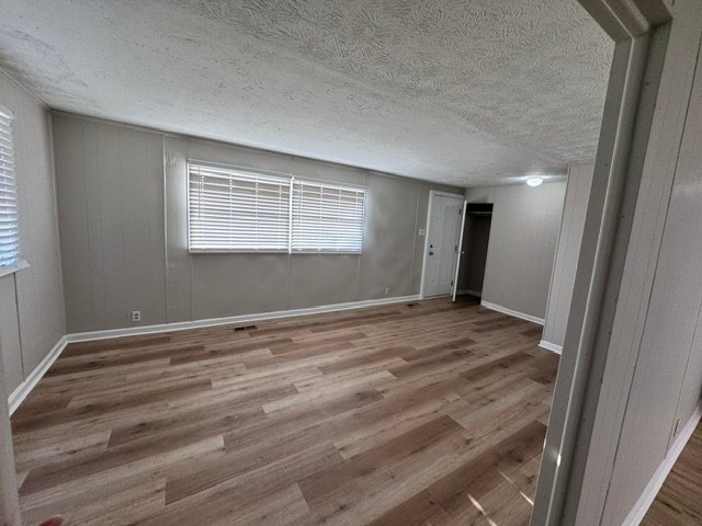 Building Photo - 3940 Sandclay Rd