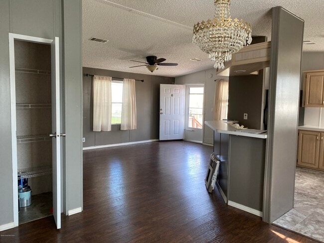 Building Photo - 1452 Turkey Creek Dr NE
