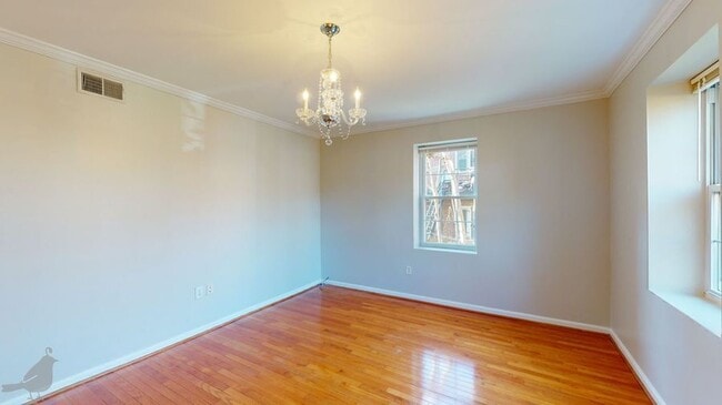 Building Photo - 330 Delafield Pl NW