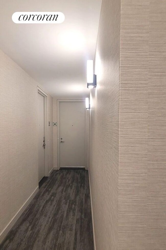 Building Photo - 515 E 72nd St