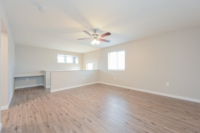 Building Photo - 17931 E 106th Pl