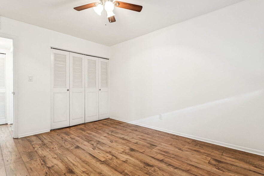 Building Photo - 4606 W Gray St