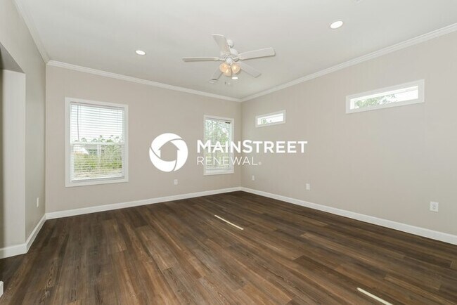 Building Photo - 4 Bedroom Pet-Friendly Home in Lehigh Acres, FL with Main Street Renewal