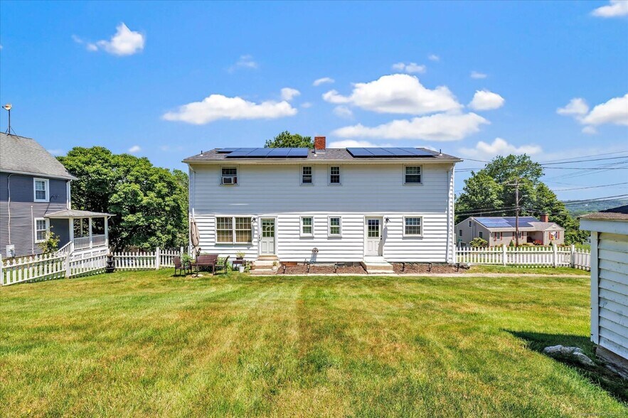 Building Photo - 234 Riverview Ave