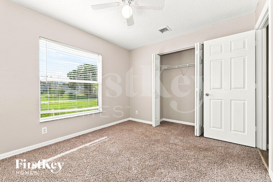 Building Photo - 4414 SW Cacao St