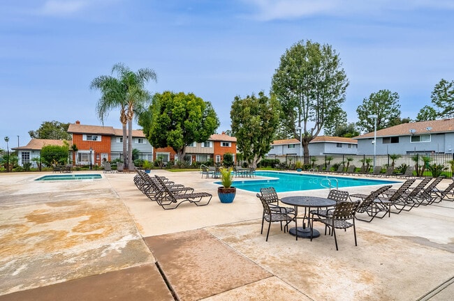 Building Photo - 9615 Adams Ave