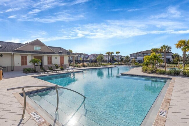 Building Photo - 8309 Cor Pne Wy