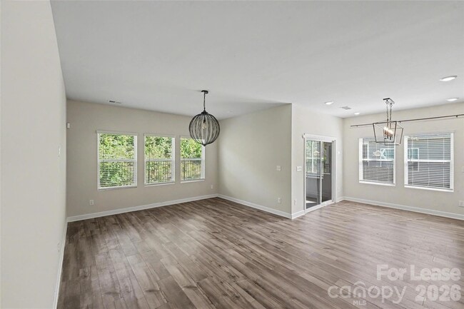 Building Photo - 4513 Duplin Dr