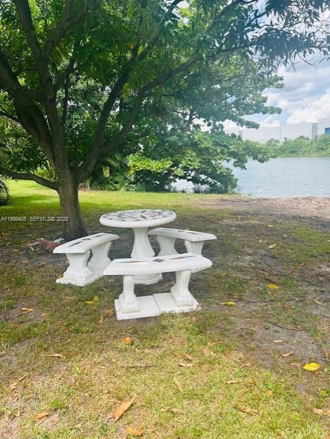 Building Photo - 5251 29