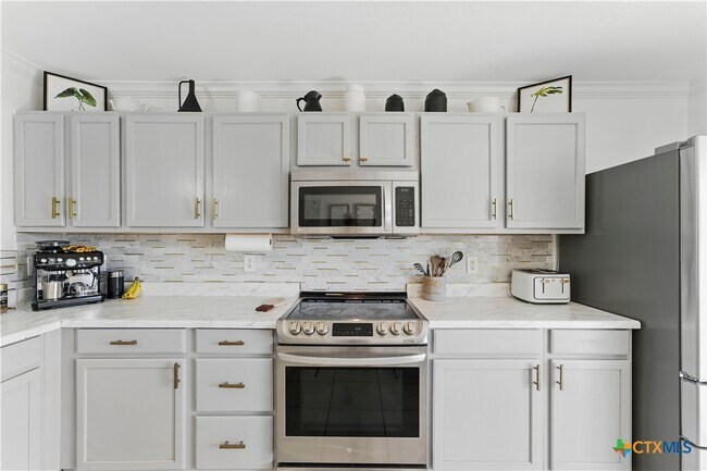 Building Photo - 148 Willow View