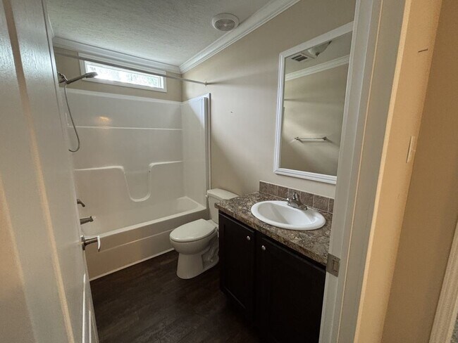 Building Photo - 10 Harbor Cove Ct