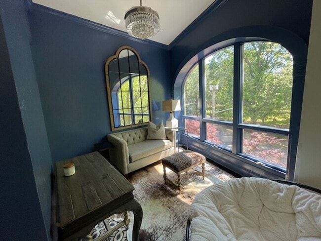 Building Photo - Stunning Furnished 3 Bedroom 3 Bath Condominium ON Piedmont Park!