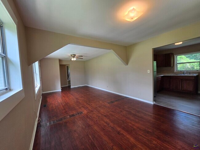 Building Photo - 137 GA-257