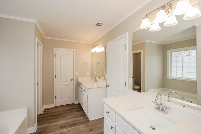 Building Photo - 4689 Knight's Bridge Ct