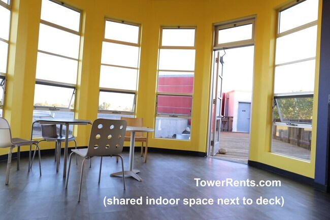 Building Photo - 1200 65th St