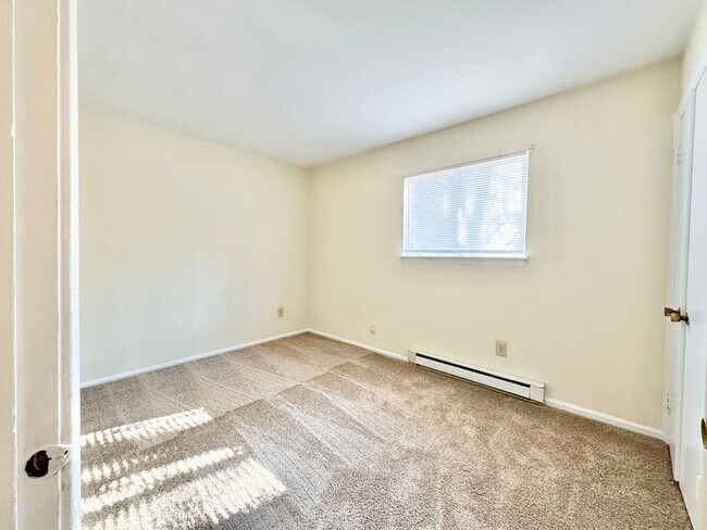 Building Photo - 3 BR Brick Home convenient to INT 85