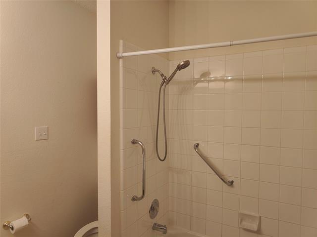 Building Photo - 9909 Belfort Dr