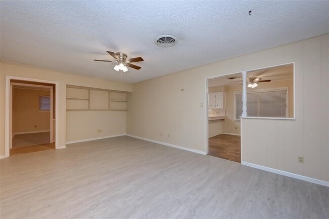 Building Photo - 6543 Kury Ln
