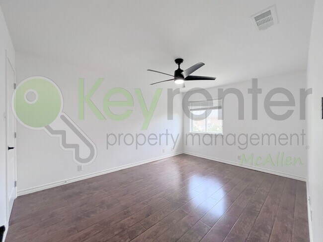 Building Photo - Beatutiful 5Bed/3Bath in Mcallen TX Now Av...