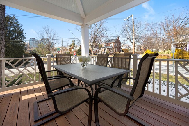 Building Photo - 4518 Chase Ave