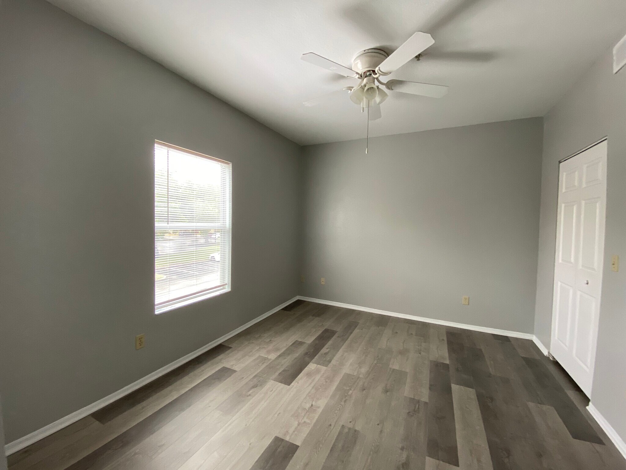 Building Photo - 823 Camargo Way