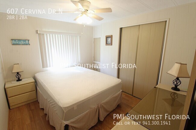 Building Photo - 607 Cervina Dr N