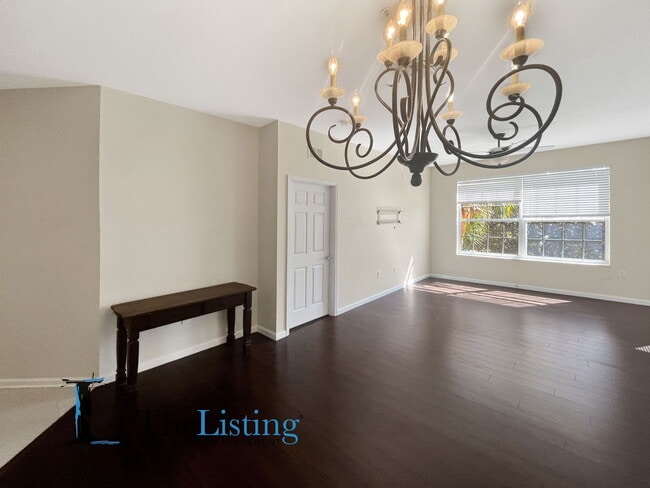 Building Photo - 8630 Buccilli Dr