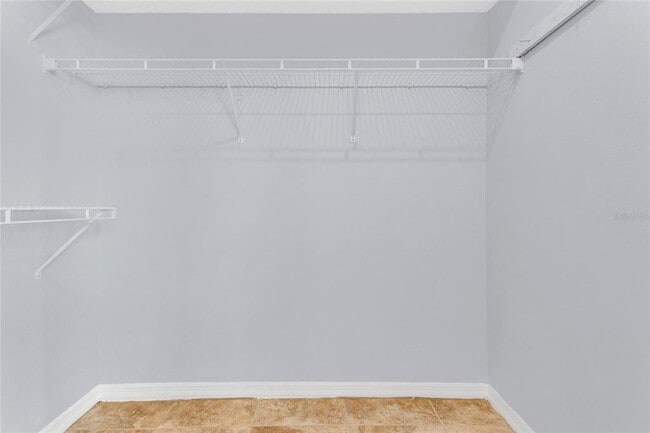 Building Photo - 8102 Country Run Pkwy