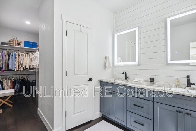 Building Photo - 1732 S Pennsylvania St