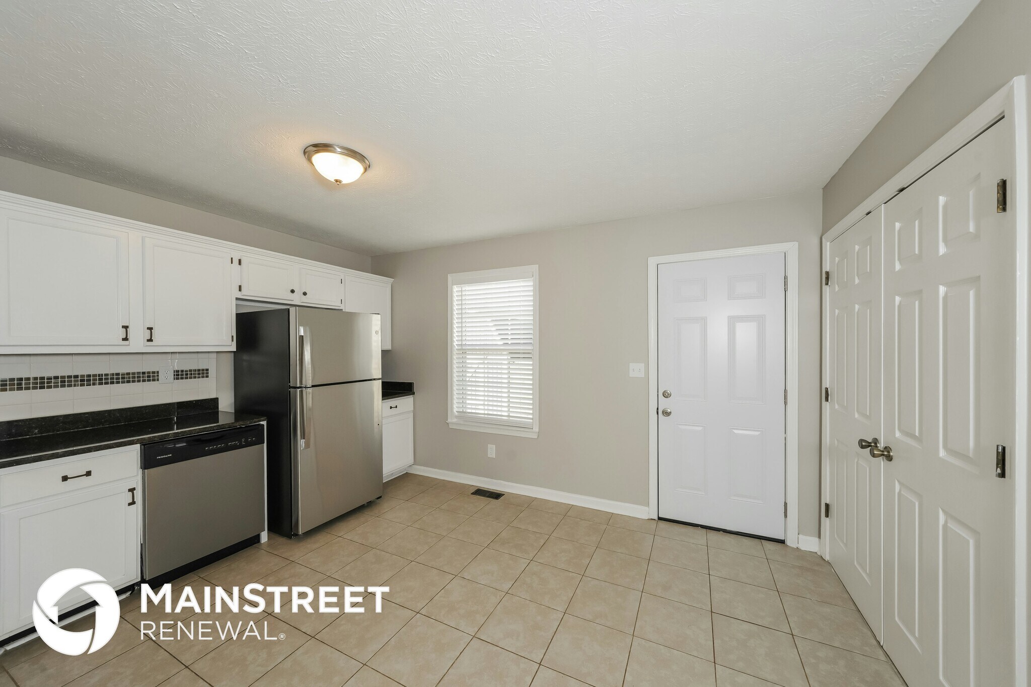 Building Photo - 8908 Greenmoore Dr