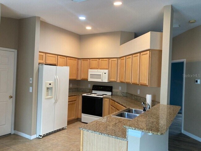 Building Photo - 7714 Carriage Pointe Dr