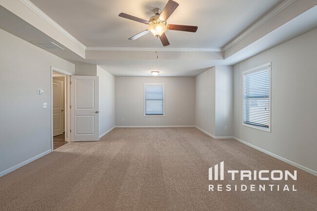 Building Photo - 4162 Bella View Dr