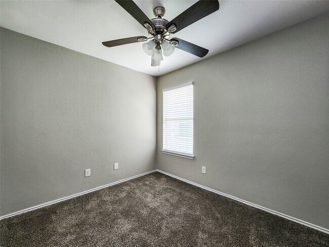 Building Photo - 24430 Yellow Thyme Dr