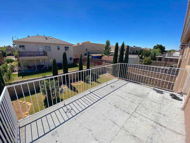 Building Photo - East El Paso 4bed across from Park