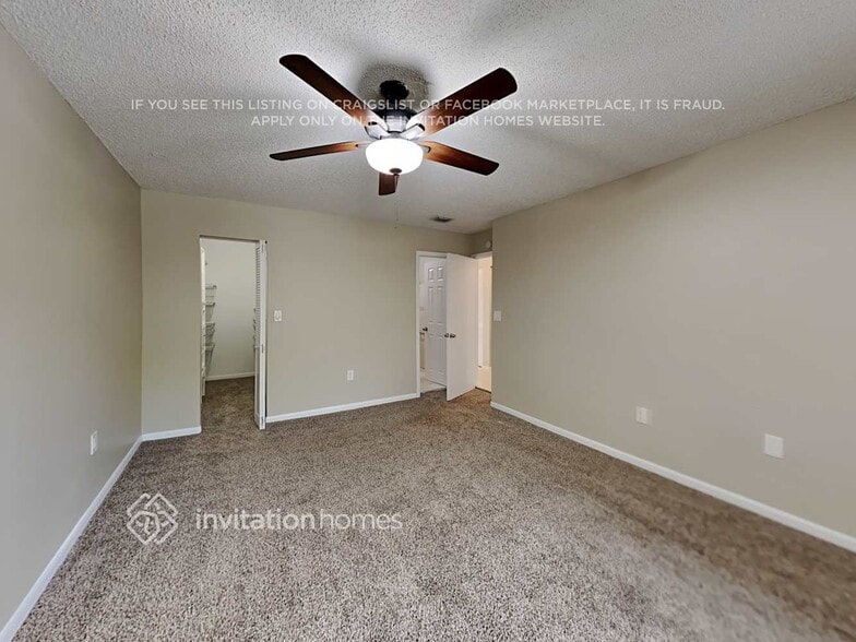 Building Photo - 8662 SW 154th Cir Pl