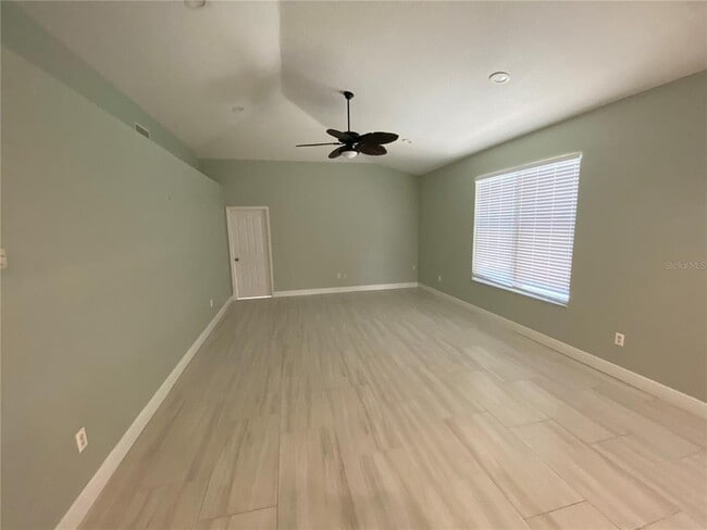 Building Photo - 1814 Cattleman Dr