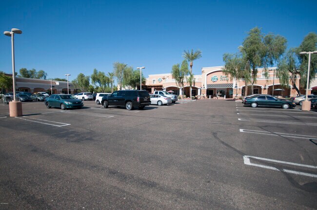 Building Photo - 15095 N Thompson Peak Pkwy