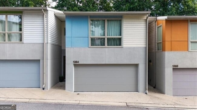 Primary Photo - 1364 Rietveld Row NW