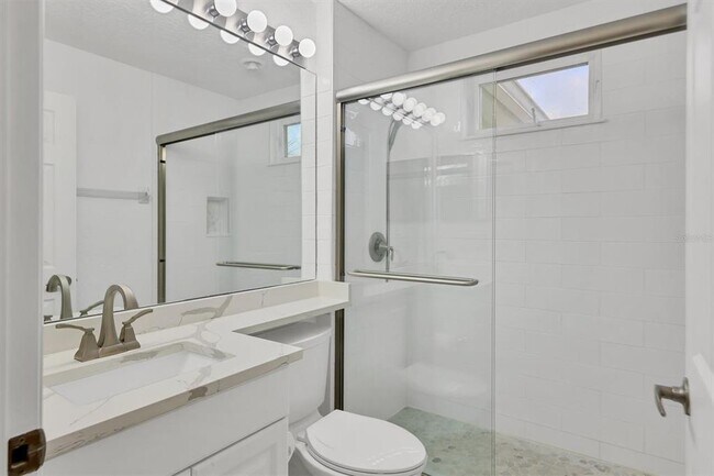 Building Photo - 7269 Fountain Palm Cir
