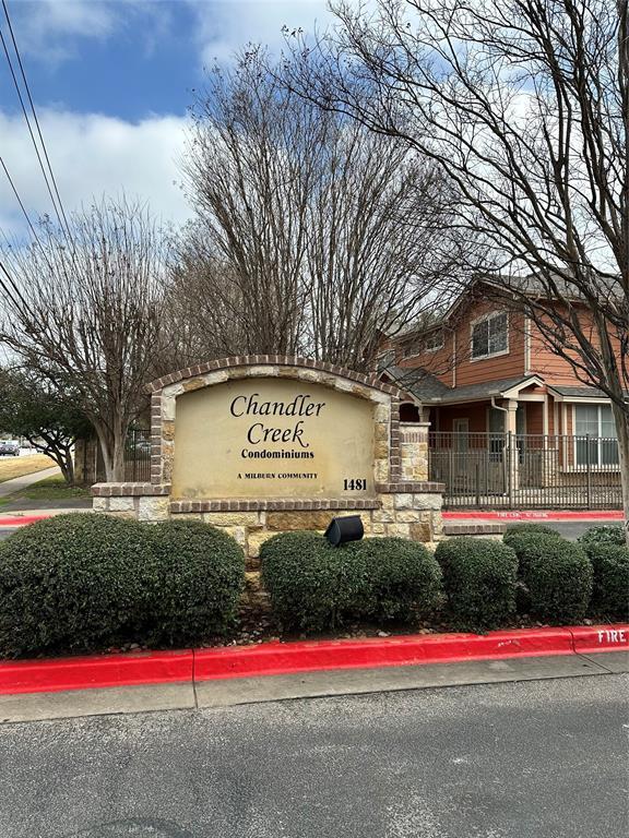 Building Photo - 1481 E Old Settlers Blvd